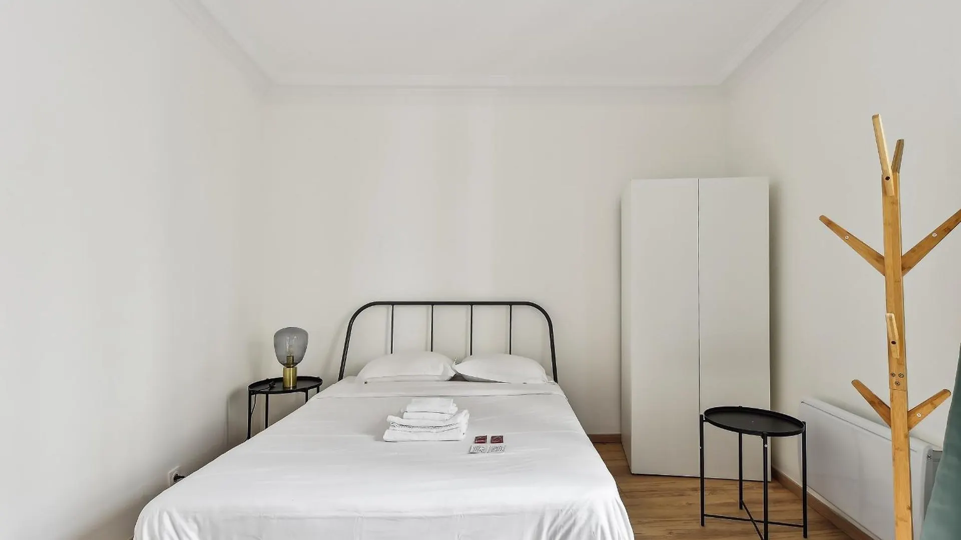 Montmartre - 2Br - Cityapartmentstay Paris Apartment
