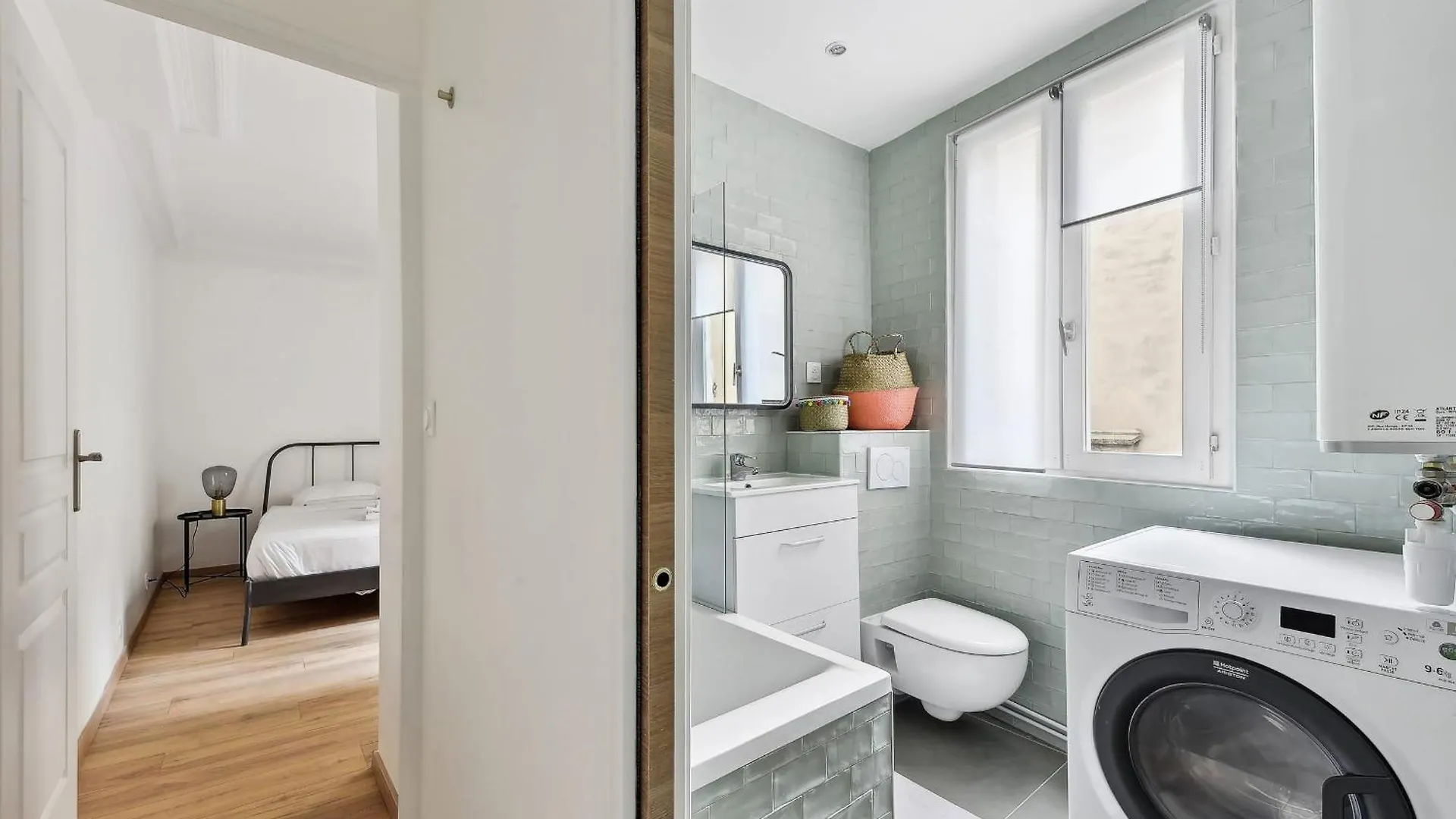 Montmartre - 2Br - Cityapartmentstay Paris Apartment