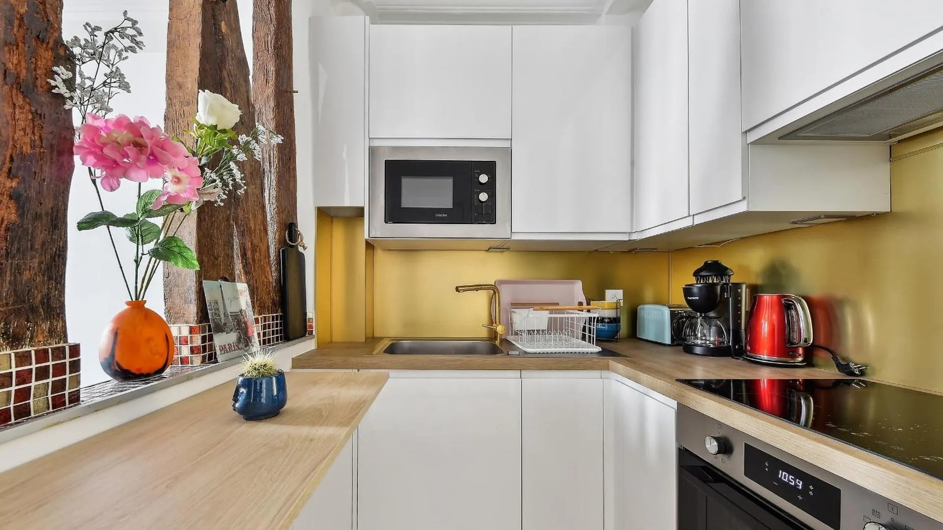 Montmartre - 2Br - Cityapartmentstay Paris